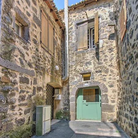 Apartment Historique D'agde: Central Charm Agde